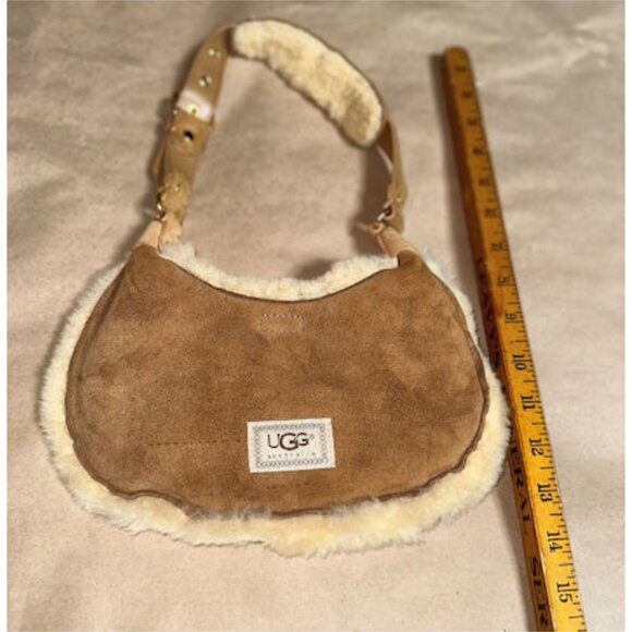 UGG Small Handbag, Sheepskin Lined, Leather Strap - Picture 11 of 11